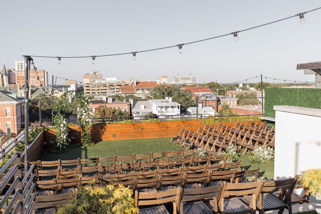 Rooftop wedding in Savannah